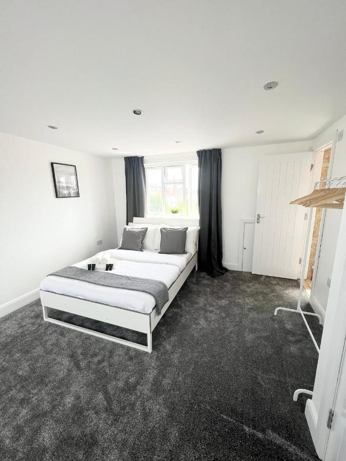 ホテルStunning Flat In Greater ロンドン エクステリア 写真