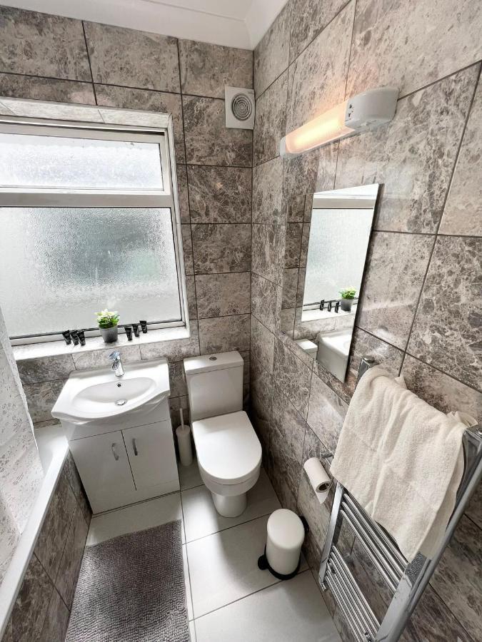 ホテルStunning Flat In Greater ロンドン エクステリア 写真