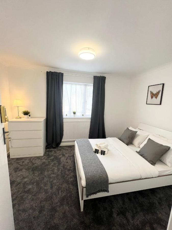 ホテルStunning Flat In Greater ロンドン エクステリア 写真
